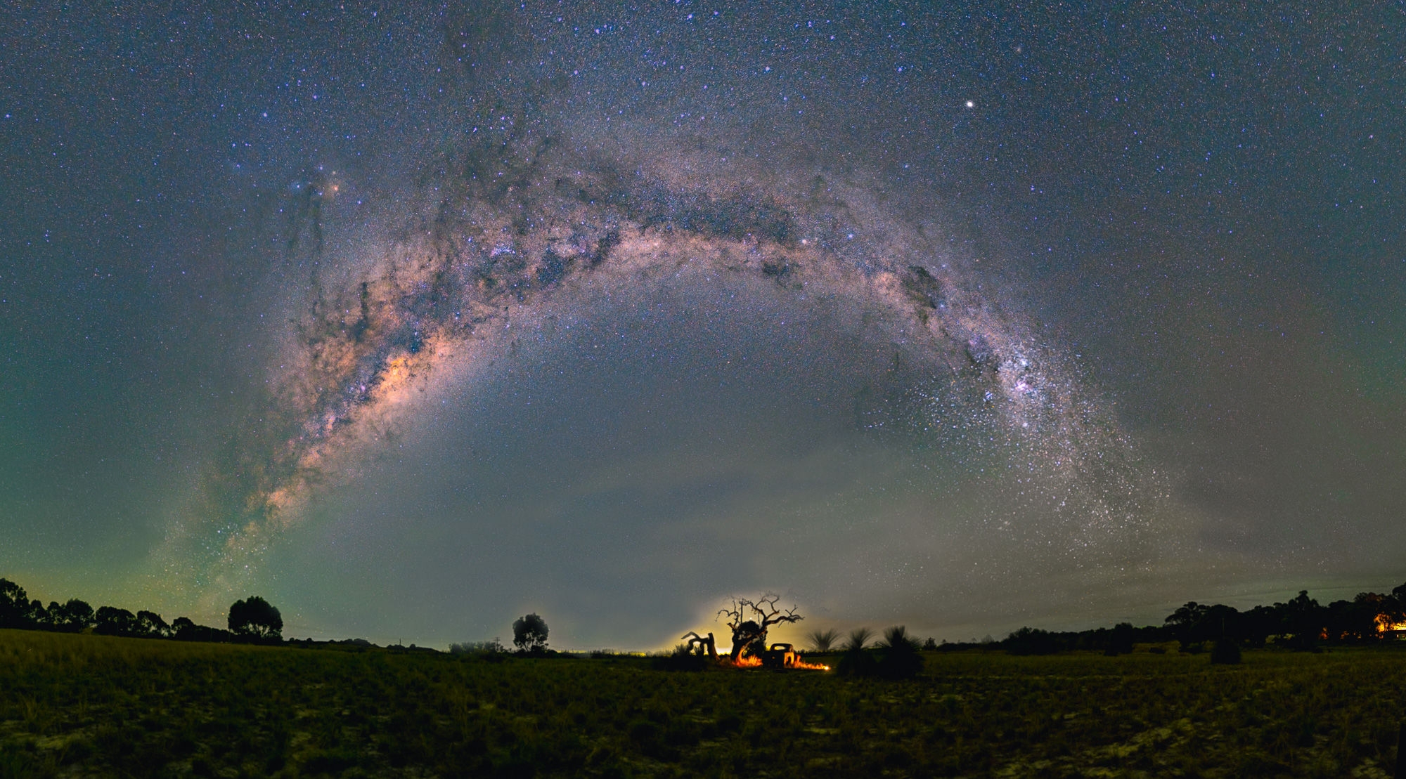 A Milky Way ‘rainbow’ in rural WA. The head of the ‘Emu in the Sky’ in First Nations astronomy is around 2 o’clock in the arc.